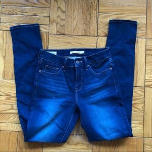 Levi jeans